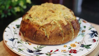 Pan de Ajo al Horno con Queso Parmesano