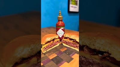 Hambúrguer de Picanha com Molho Tabasco Sriracha