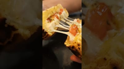 Pan de Queso Relleno en la Tostadora Eléctrica de Sándwiches