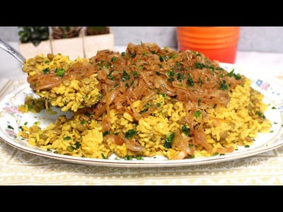 MJADRA - Arroz con lentejas y cebolla acaramelada