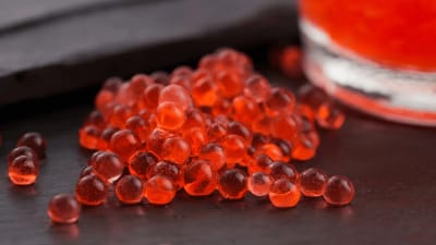 Cómo Hacer Esferas de Gelatina de Fresa