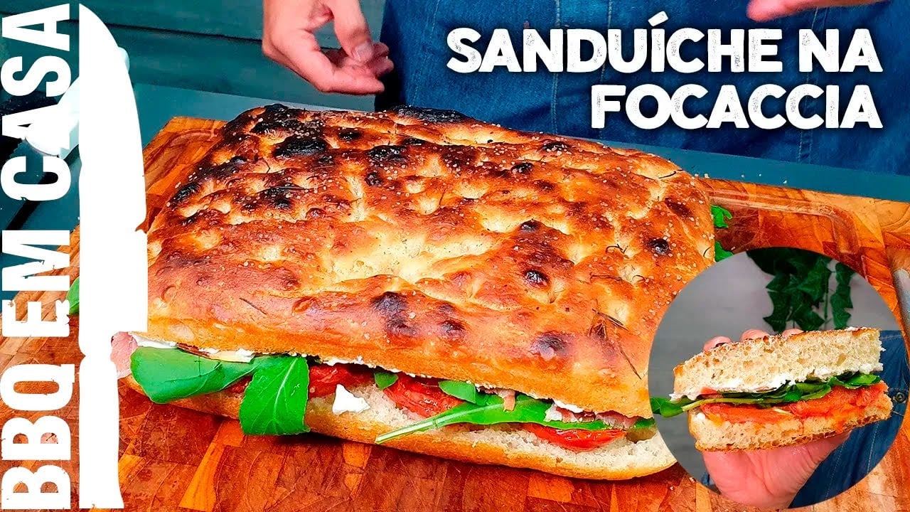 FOCACCIA RECHEADA COM PRESUNTO PARMA