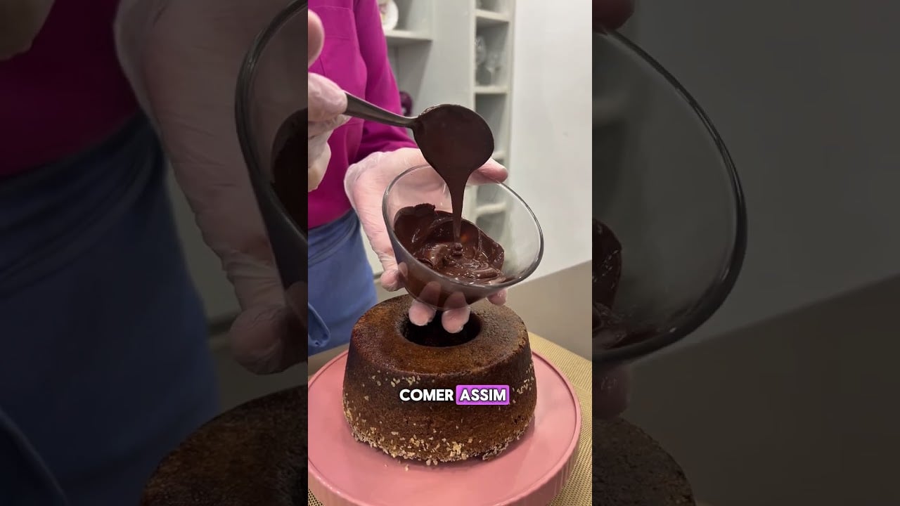 Pastel de Chocolate Sin Harina de Trigo, Sin Azúcar y Sin Leche