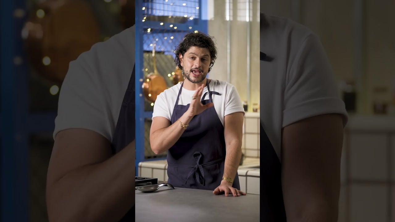 Pierna de Cerdo Horneada con Puré de Manzana