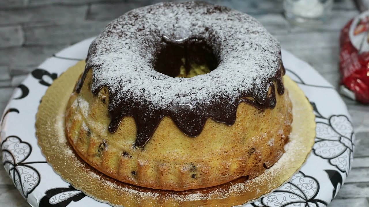 BOLOTONE CON CHISPAS DE CHOCOLATE POR DEBORA DIAS