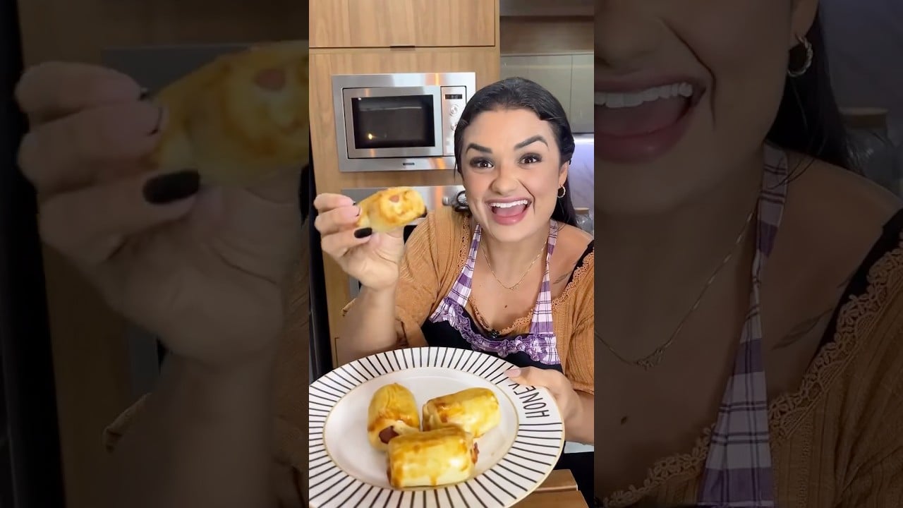 Salgado de Salsicha com Massa de Pastel