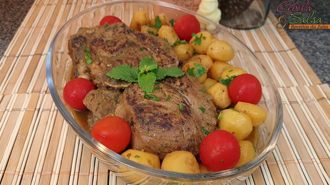 Pernil de Panela com Batatas