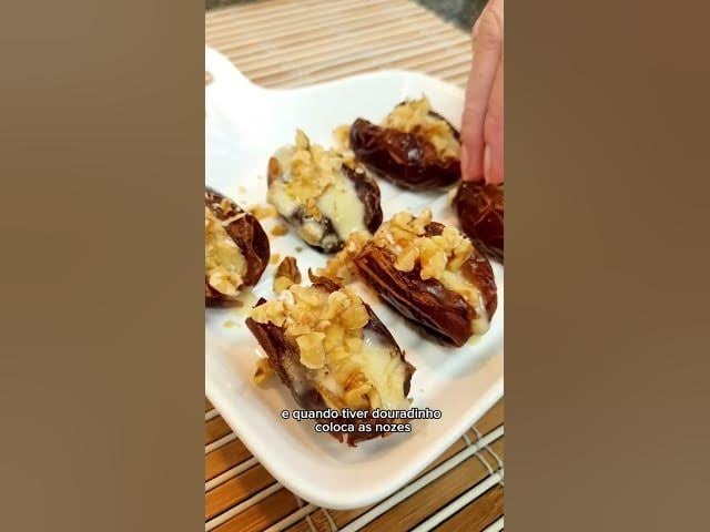 TÂMARAS, BRIE, MEL E NOZES