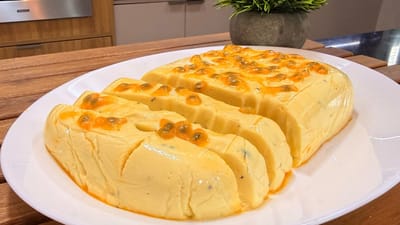 MOUSSE DE MARACUJÁ DE CORTE