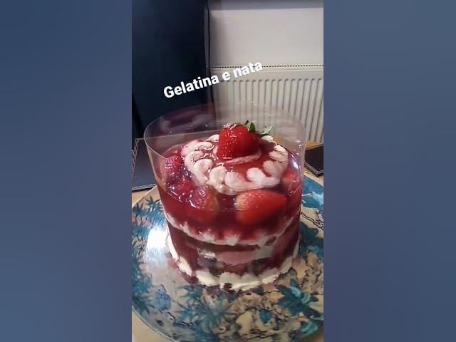 Bolo Pequenininho com Gelatina (Bolo de Retalho)