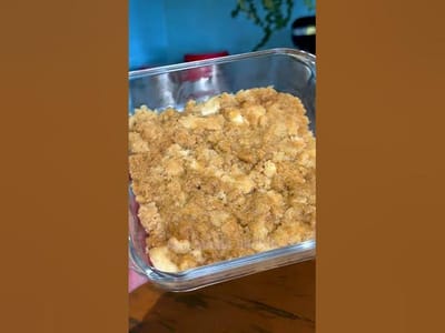 Postre con Bolillo Viejo y Café