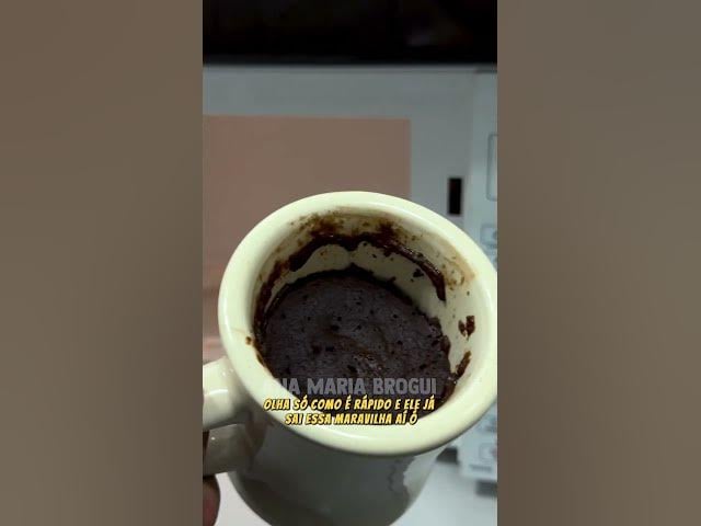 Petit Gateau de Caneca usando Rosquinhas