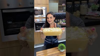 POSTRE HELADO CREMOSO DE PIÑA