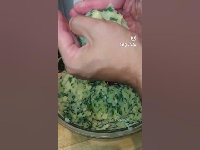 Bolinho de Batata Recheado