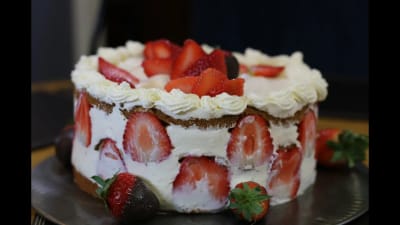 Bolo de Nata com Morango