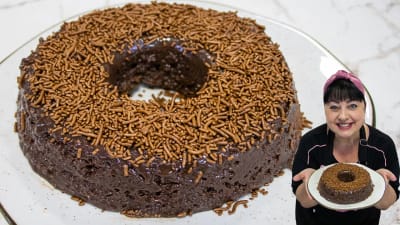 Pastel de Chocolate Express de Microondas con Betún estilo Brigadeiro